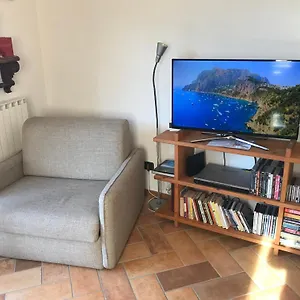 Mangia, Leggi, Dormi Appartamento